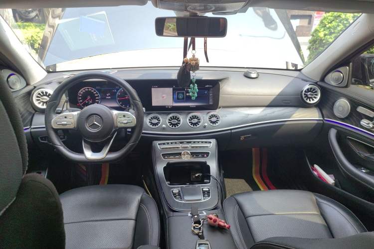 Used Mercedes-Benz E-Class 2019 E 300 L Sporty and Stylish Model