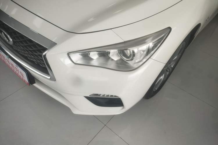 Used Infiniti Q50L 2018 2.0T Comfort Edition China VI Standard
