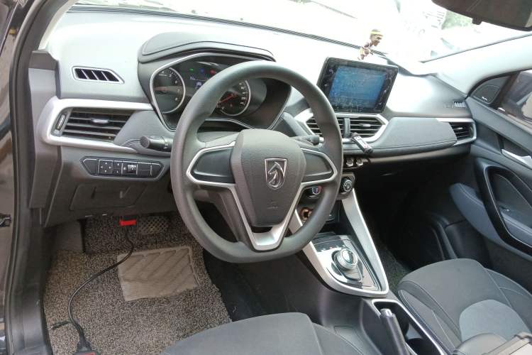 Used Baojun 530 2018 1.8L Automatic Elite Version China V Emission Standard
