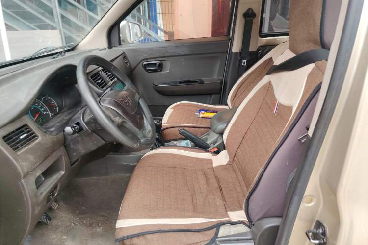 Used Wuling Rongguang V 2016 1.5L Standard Version Left Front Seat
