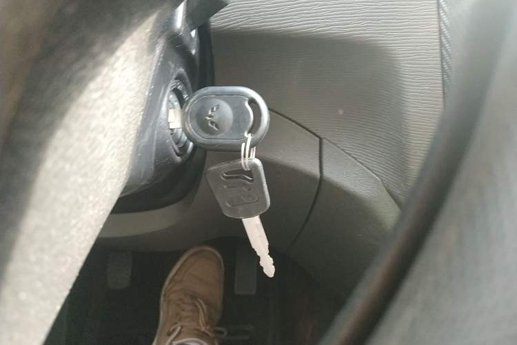 Used Wuling Hongguang 2020 1.2L S Base Model China VI LSI Vehicle Key