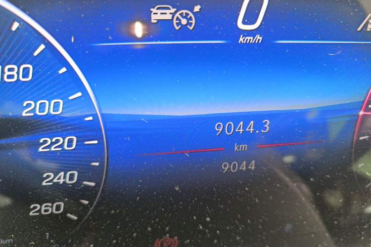 Used Mercedes-Benz C-Class 2025 Facelift C 260 L Sport Edition Odometer Close Up