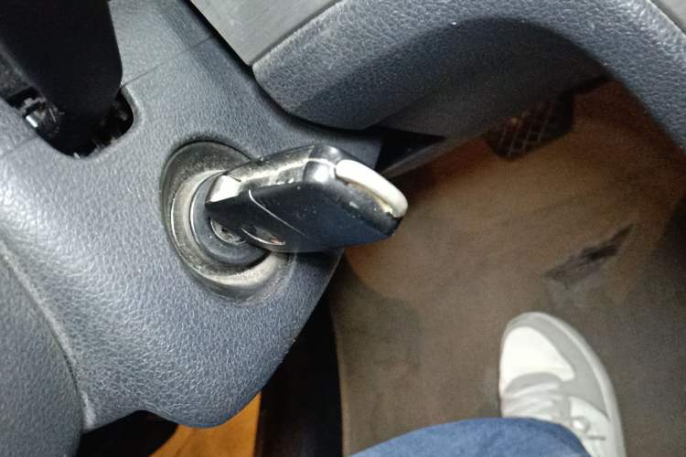 Used Volkswagen Lavida 2013 1.6L Automatic Comfort Edition Vehicle Key