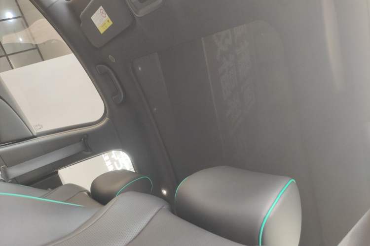 Used BYD Dolphin 2025 Intelligent Driving Version 410 km Fashion Edition
