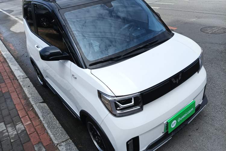 Used Wuling Hongguang MINIEV 2022 GAMEBOY 300km Enthusiast Model with Lithium Iron Phosphate
