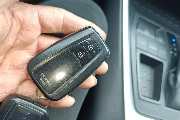 Used Toyota Wildlander 2021 2.0L CVT Two-Wheel Drive Luxury Edition