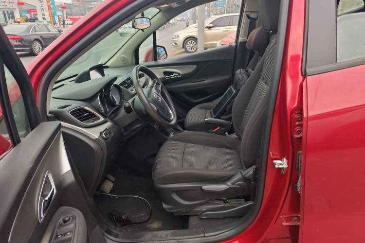 Used Buick Encore 2015 1.4T Automatic Two-Wheel Drive Urban Elite Version