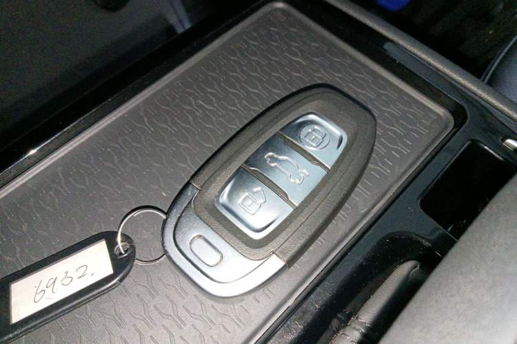 Used Hongqi E-QM5 2023 Revised Version Basic Travel Edition
