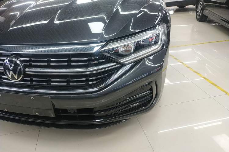 Used Volkswagen Sagitar 2023 300TSI DSG Excellence Edition Left Front Headlight