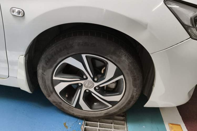Used Honda Accord 2016 2.0L Comfort Edition Right Front Wheel Hub