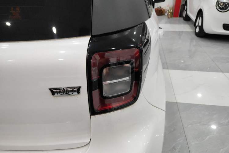 Used JAC Yiwei E10X 2024 Charming Edition 301km Lite Right Rear Taillight