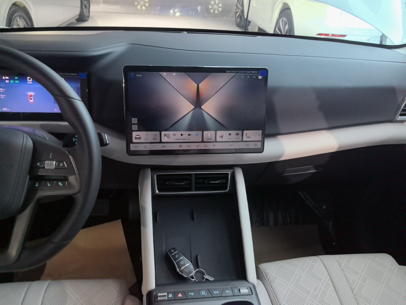 BYD Yuan UP 2025 Intelligent Driving Version 401 km Leading Edition — снимка 15