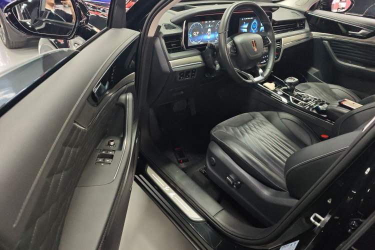 Used Hongqi HS5 2022 Revised Version 2.0T Smart Connect Flagship Edition
