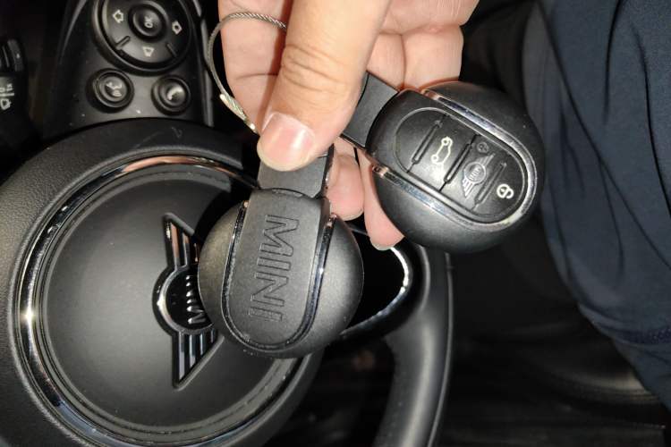 Used MINI 2020 1.5T COOPER Classic Edition Five-Door Version