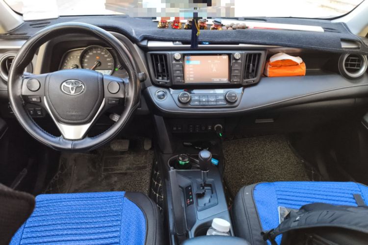 Used Toyota RAV4 2019 2.0L CVT Two-Wheel Drive Pioneer Edition China V Standard
