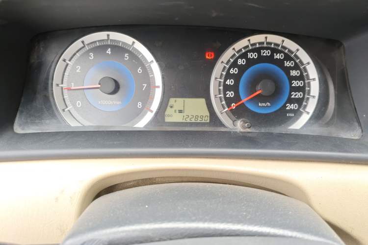 Used Toyota Corolla EX 2013 1.6L Manual Excellence Edition Odometer Close Up