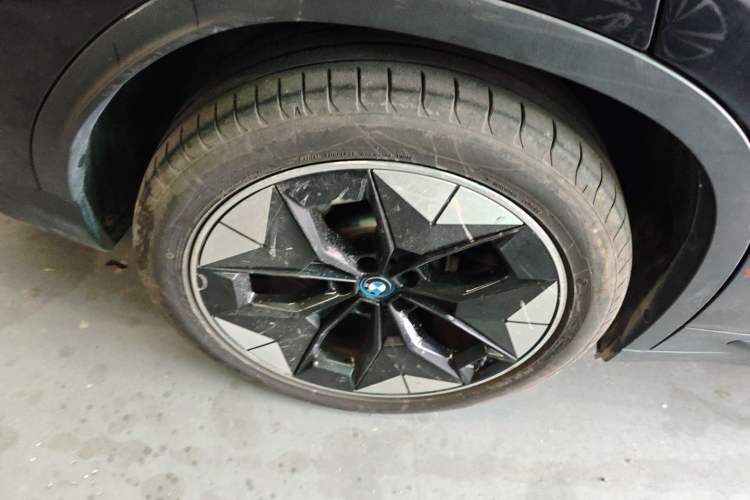 Used BMW iX3 2021 Updated Leading Type Right Rear Wheel Hub