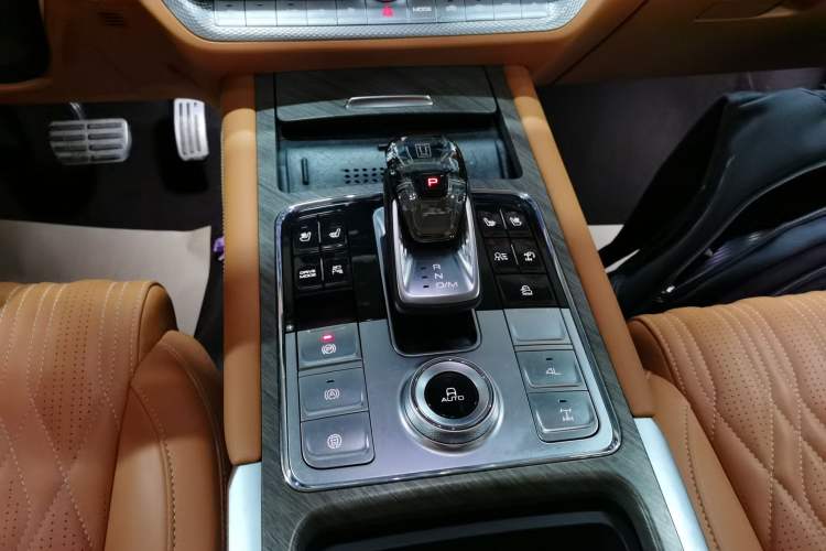 Used Tank 500 New Energy 2023 Hi4-T
