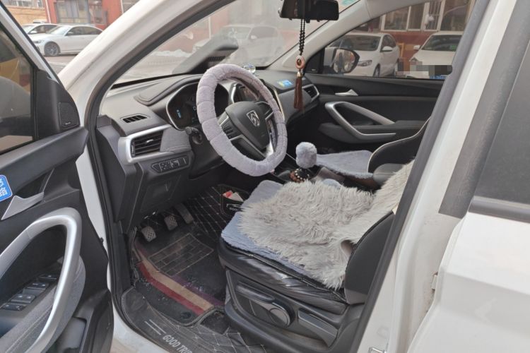 Used Baojun 530 2020 1.5T Manual Comfort Version 5 Seats Driver Seat