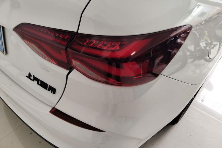 Used Chevrolet Monza 2020 Light Hybrid Redline 320T Dual-Clutch Joyful Edition
