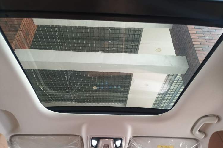 Used Oshan X7 PLUS 2023 Enjoy Edition 1.5T Automatic Pilot Model 7 Seats