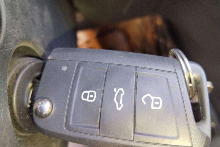 Used Skoda Octavia 2016 1.6L Automatic Smart Drive Edition