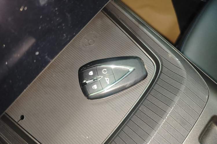 Used CHANGAN Eado 2025 Blue Whale 1.5T 500Bar Prestige Model
