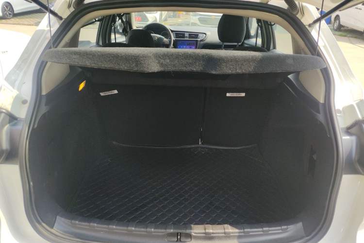 Used Citroen C3-XR 2015 1.6L Automatic Fashion Model Trunk