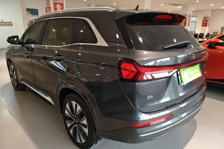 Used Landian E5 PLUS 2025 165 km Long-Range Version PLUS 7-Seater
