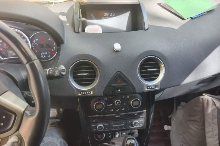 Used Renault Koleos 2014 2.5L 4x4 Comfort Edition