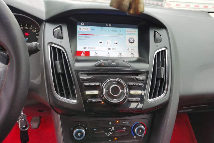 Used Ford Focus 2017 Hatchback 1.6L Manual Comfort Plus SmartDrive Edition
