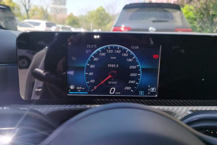 Used Mercedes-Benz A-Class 2019 A 180 L Instrument Cluster