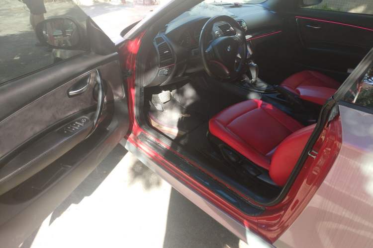 Used BMW 1 Series 2011 120i Convertible Coupe
