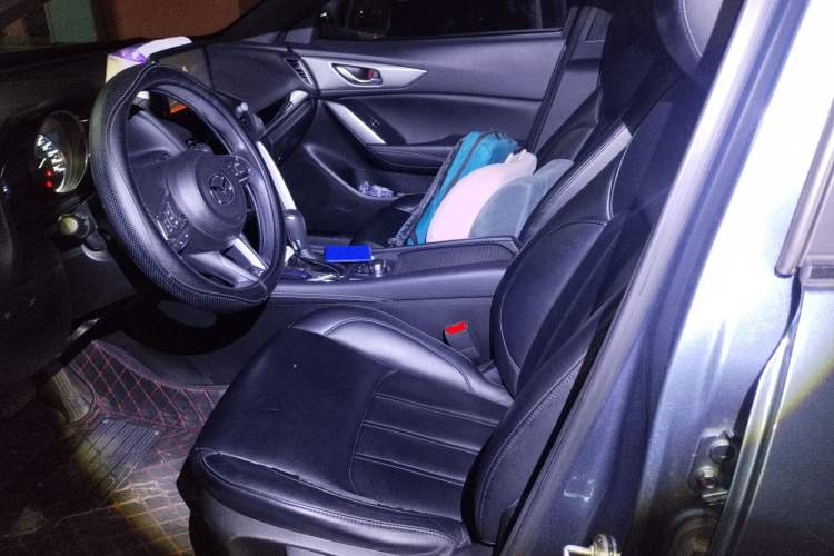 Used Mazda CX-4 2018 2.0L Automatic Two-Wheel Drive Blue Sky Luxury Edition