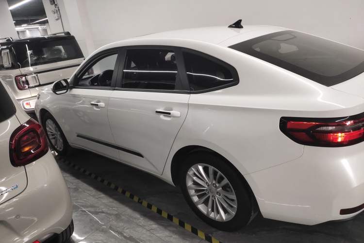 Used Baojun RC-5 2020 1.5T Manual Smart Luxury Edition
