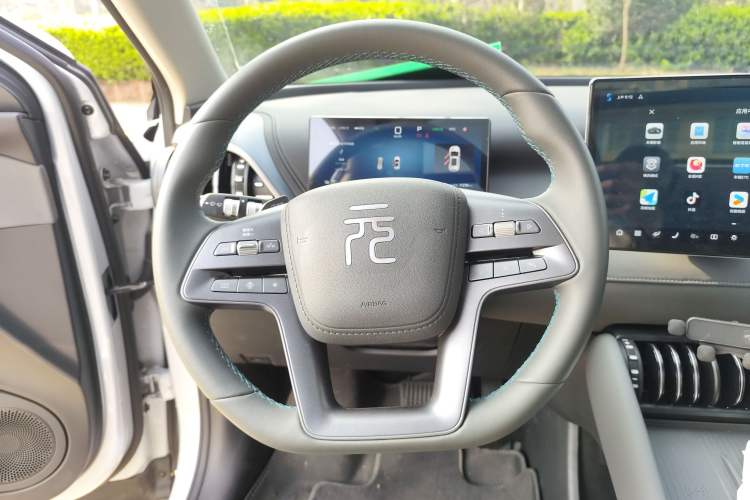 Used BYD Yuan PLUS 2025 Intelligent Driving Version 430 KM Beyond-Range Edition
