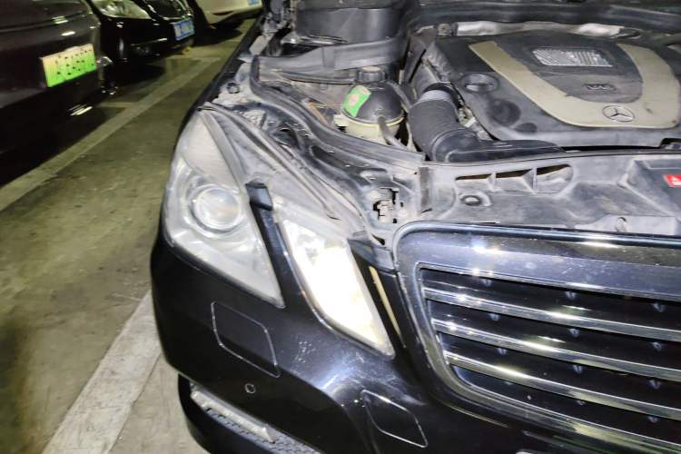 Used Mercedes-Benz E-Class 2010 E 300 L Fashion Model