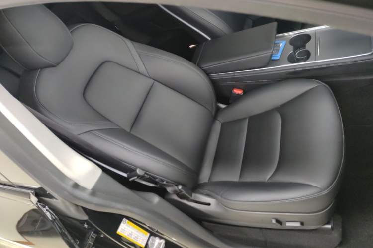 Used Tesla Model Y 2022 Rear-Wheel-Drive Version