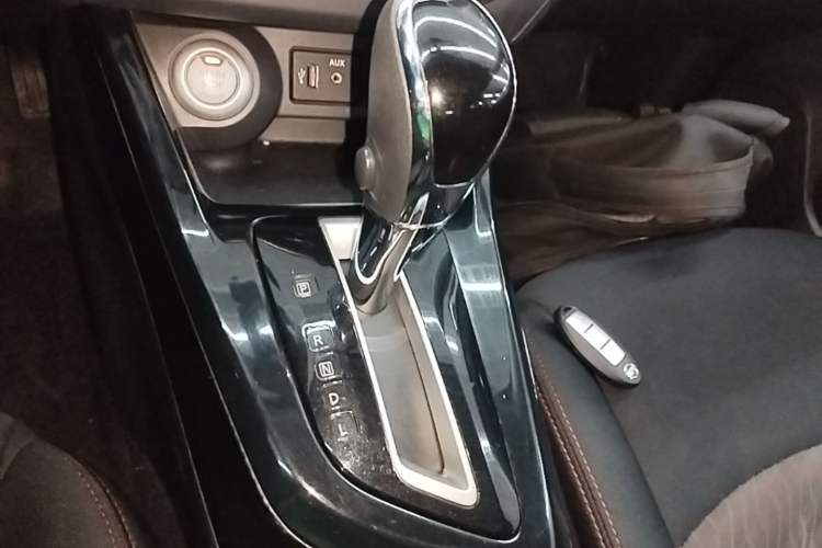 Used Nissan Lannia 2016 1.6L CVT Smart Cool Edition
