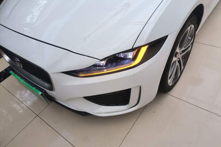 Used Jaguar XEL 2020 2.0T 200 PS R-DYNAMIC S Advanced Sport Edition Left Front Headlight