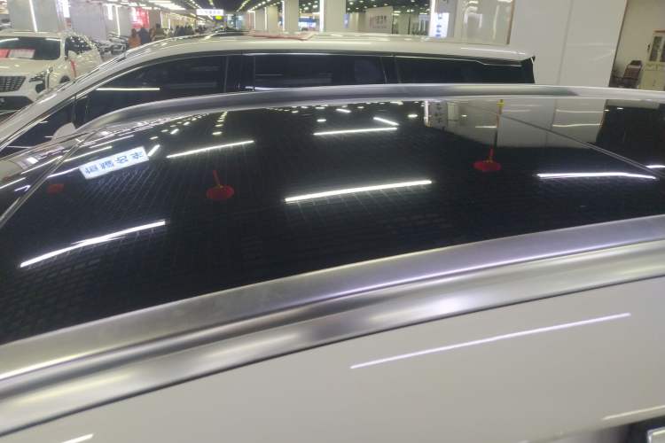 Used Mercedes-Benz GLC 2022 Second Facelift GLC 260 L 4MATIC Luxury Edition