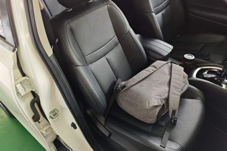 Used Nissan X-Trail 2023 Classic 2.0L Two-Wheel Drive Smart Connect & Comfort Edition
