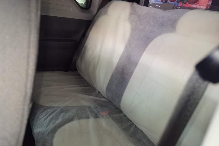 Used Geely Galaxy Panda 2025 210km Panda Kart Left Rear Seat