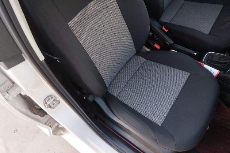 Used Volkswagen Polo 2018 1.5L Automatic Advanced Driving Model Right Front Seat