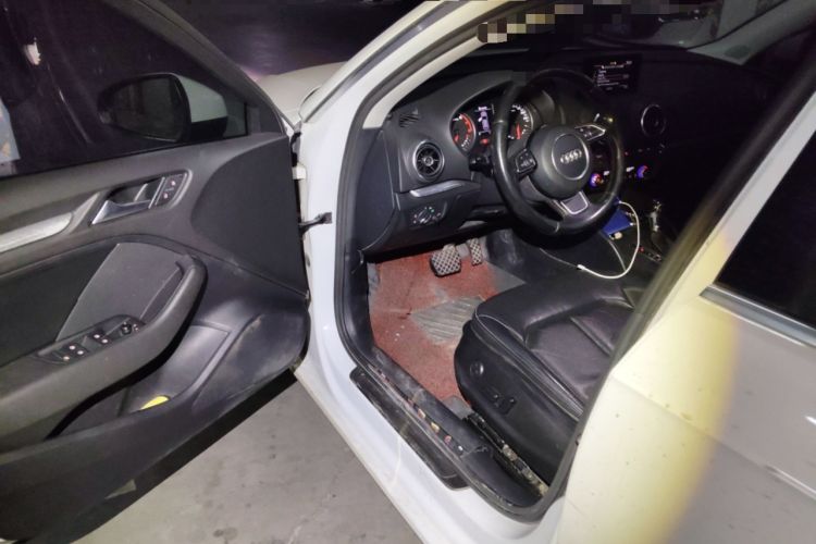 Used Audi A3 2014 Sportback 35 TFSI Automatic Comfort Model Driver Seat