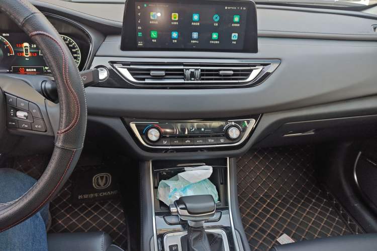 Used CHANGAN Ruicheng CC 2022 Blue Whale Edition 1.5T DCT Prestige Model