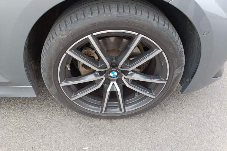 Used BMW 3 Series 2023 325Li M Sport Package