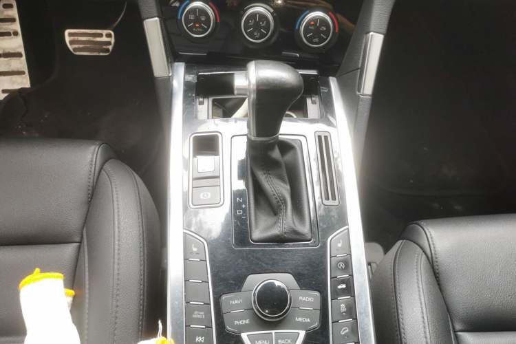 Used Haval H7 2017 Red-Label H7 2.0T Automatic Luxury Model