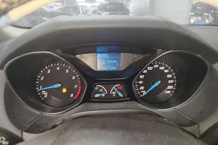 Used Ford Focus 2012 Sedan 1.6L Automatic Fashion Edition
