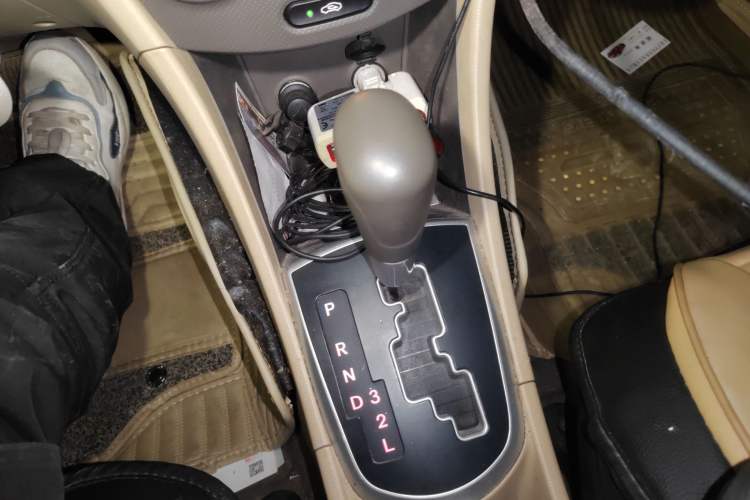 Used Hyundai Verna (older generation) 2010 Sedan 1.4L Automatic Fashionable GT Model
